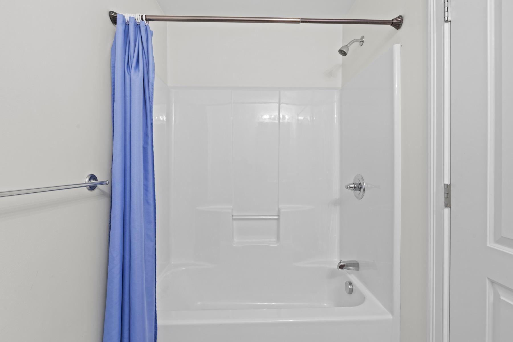 22 Whispering Oaks Road Pelham, NH 03076 - Photo 21 of 26 Gallery Image 21