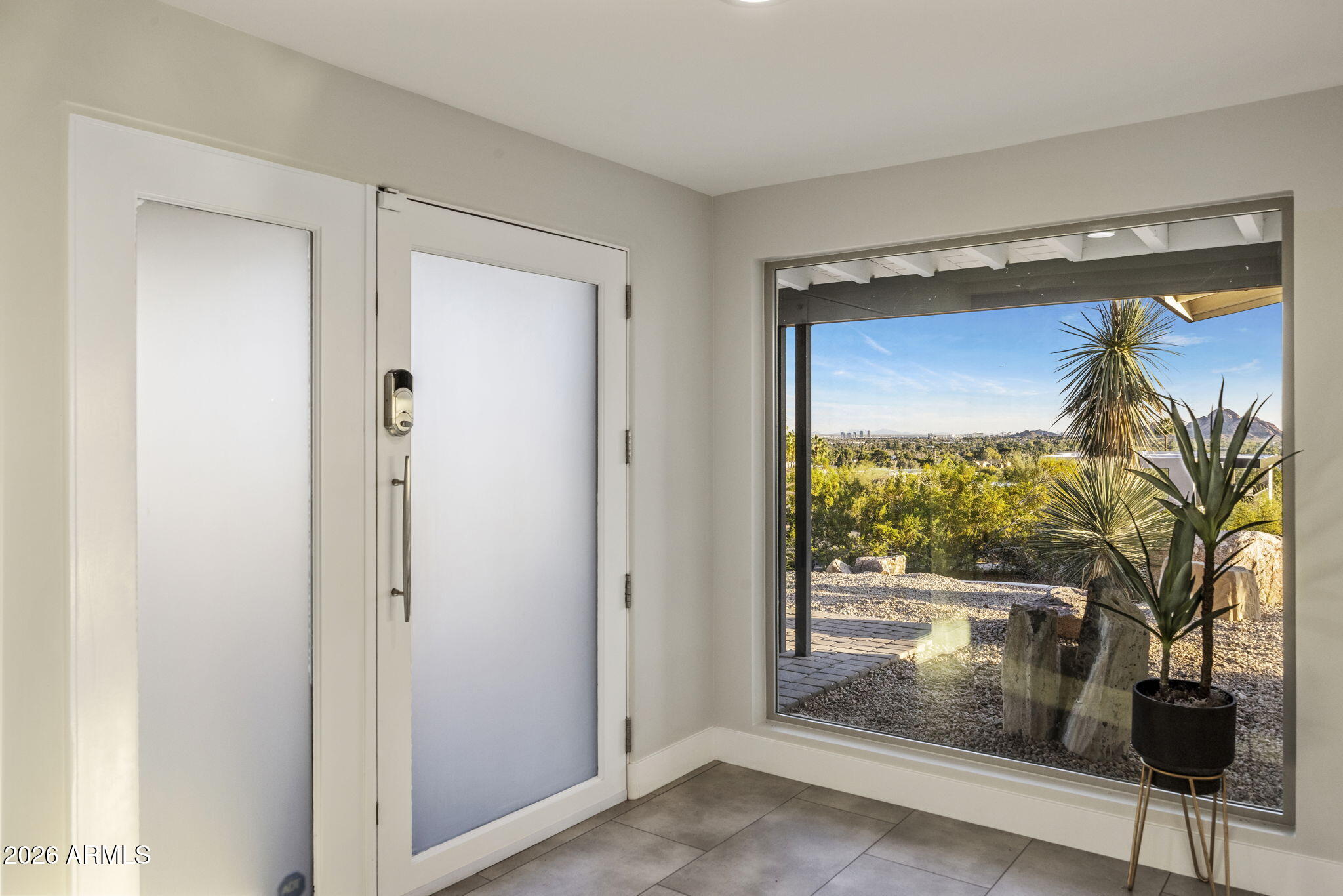 5518 East Rockridge Road Phoenix, AZ 85018 - Photo 9 of 73 Front Door Entry