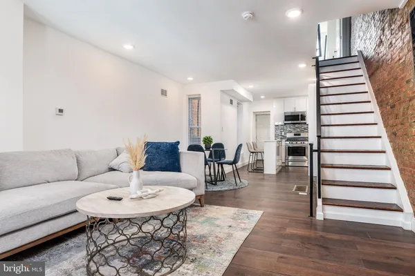 $2,700 | 1540 North Hollywood Street, Philadelphia, PA 19121