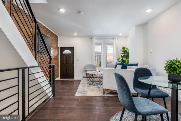 $2,700 | 1540 North Hollywood Street, Philadelphia, PA 19121