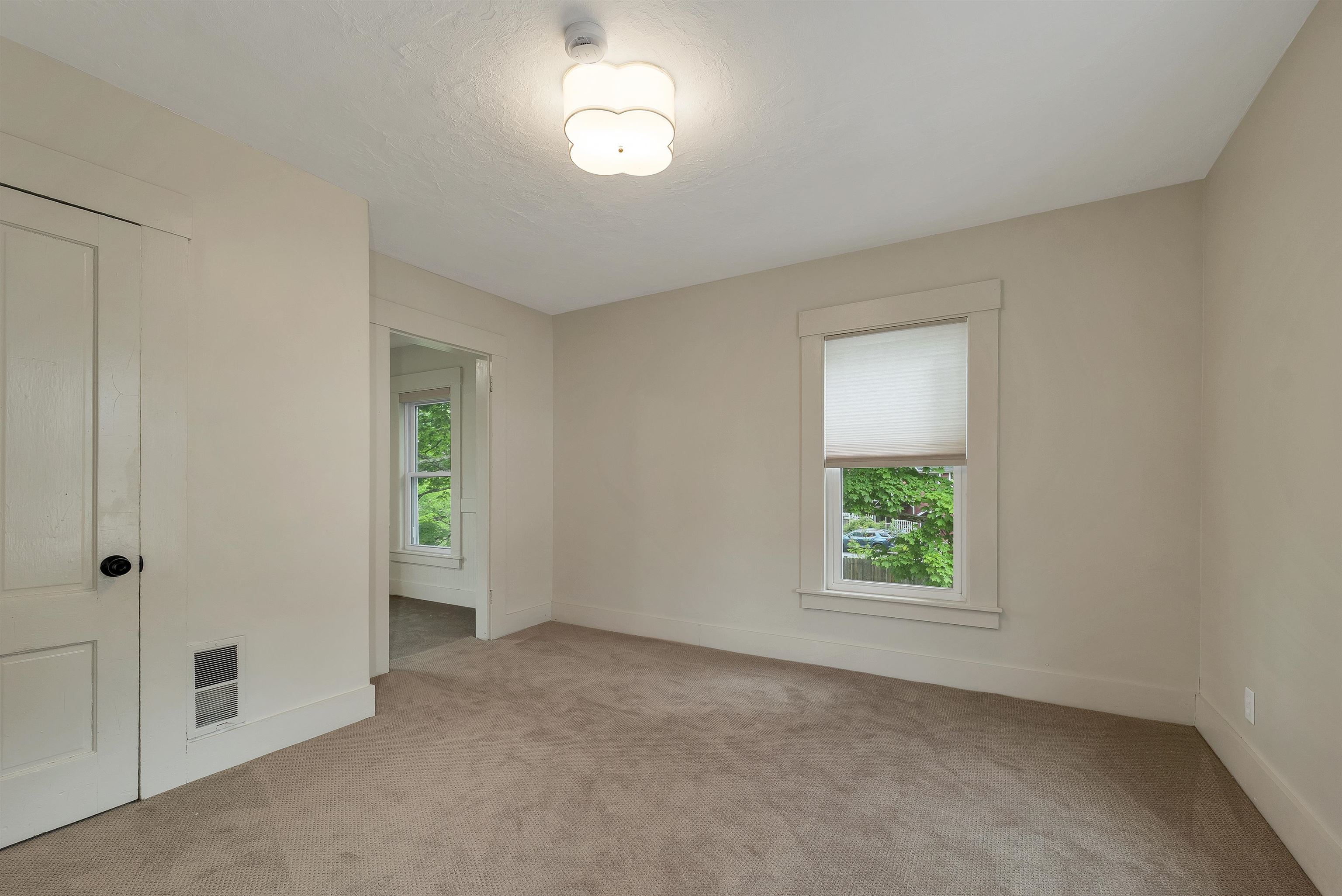 33 Spruce Street Concord, NH 03301 - Photo 23 of 58