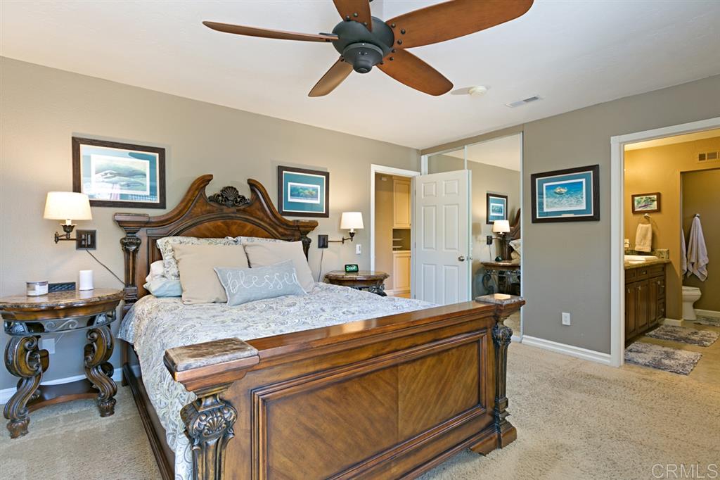 270 Sharp Place Encinitas, CA 92024 - Photo 14 of 25