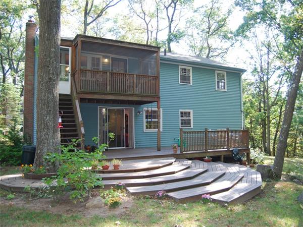 8 Skyview Road Lexington, MA 02420 - Photo 2 of 16 Gallery Image 2
