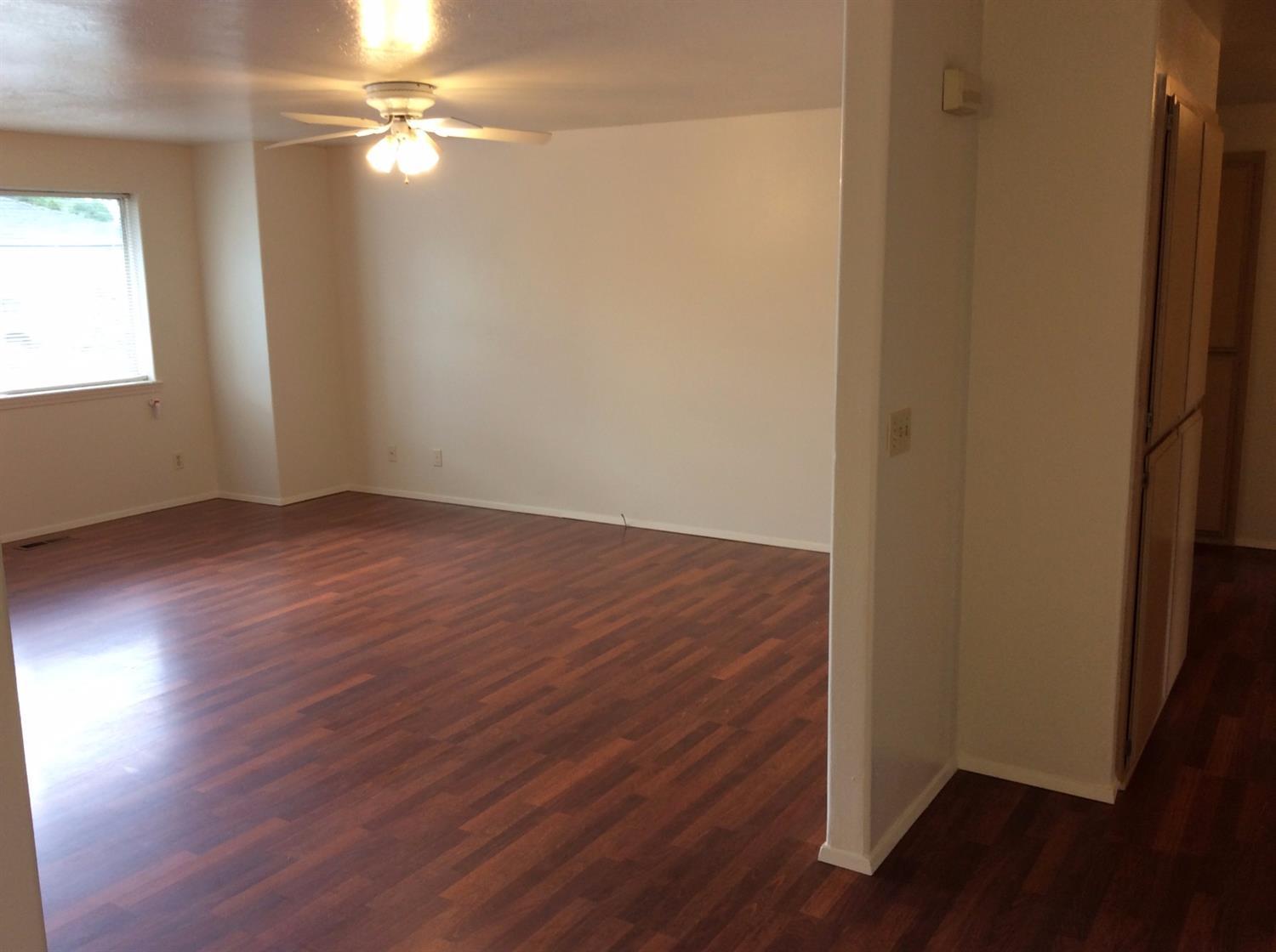 129 Brandon Street Central Point, OR 97502 - Photo 2 of 14 Additional Photo