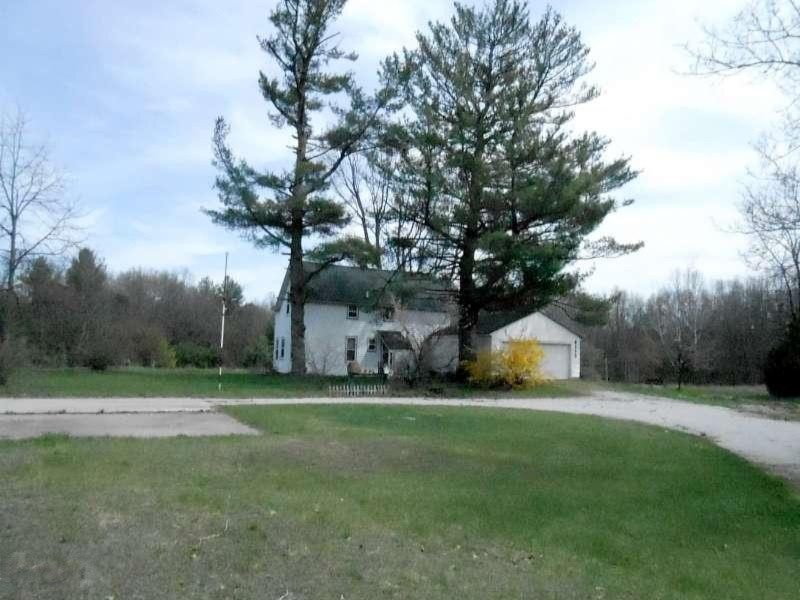 6035 Hall Road Muskegon, MI 49442 - Photo 3 of 44 DSCN2475