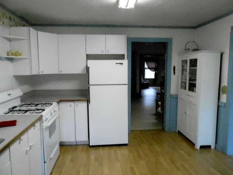 6035 Hall Road Muskegon, MI 49442 - Photo 9 of 44 DSCN2540