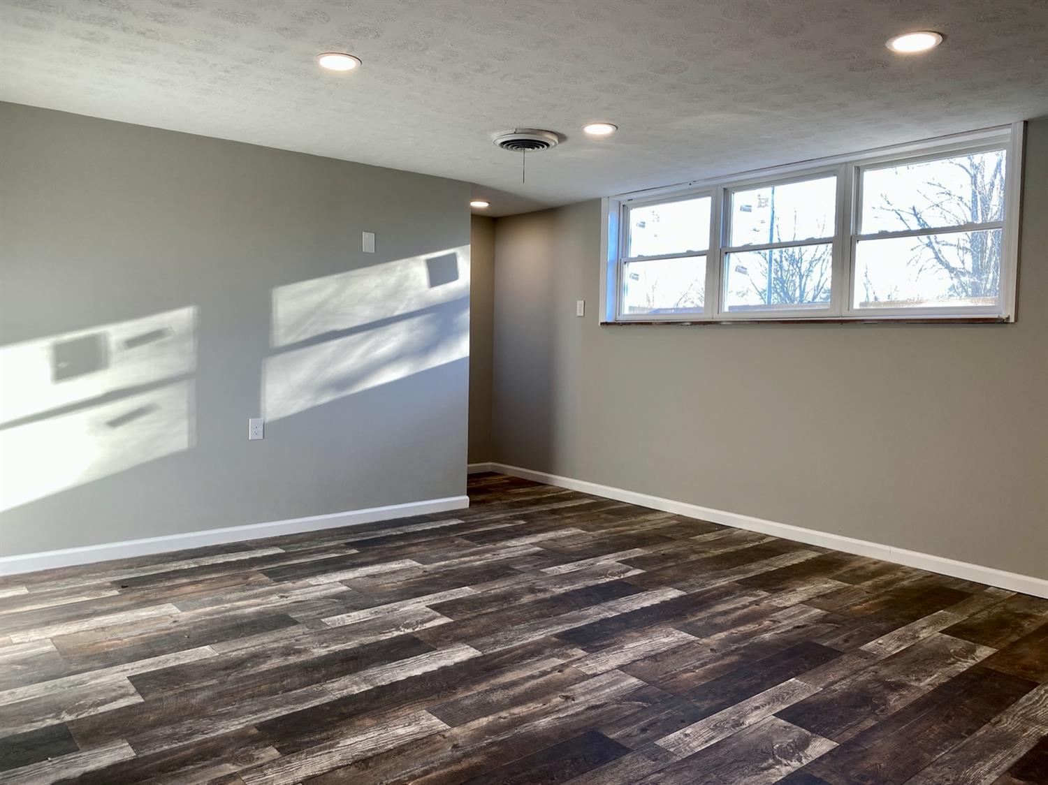 10627 Hueseman Road Aurora, IN 47001 - Photo 27 of 29 Gallery Image 27