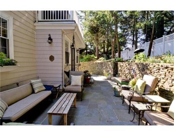 2 Upwey Road Wellesley, MA 02481 - Photo 12 of 16