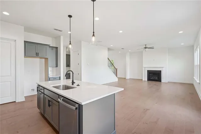 $529,900 | 206 East Hbr Drive, Dawsonville, GA 30534