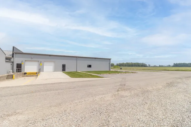 $5,000 | 1166 South 25th Street East, Unit A, Greenfield, IN 46140