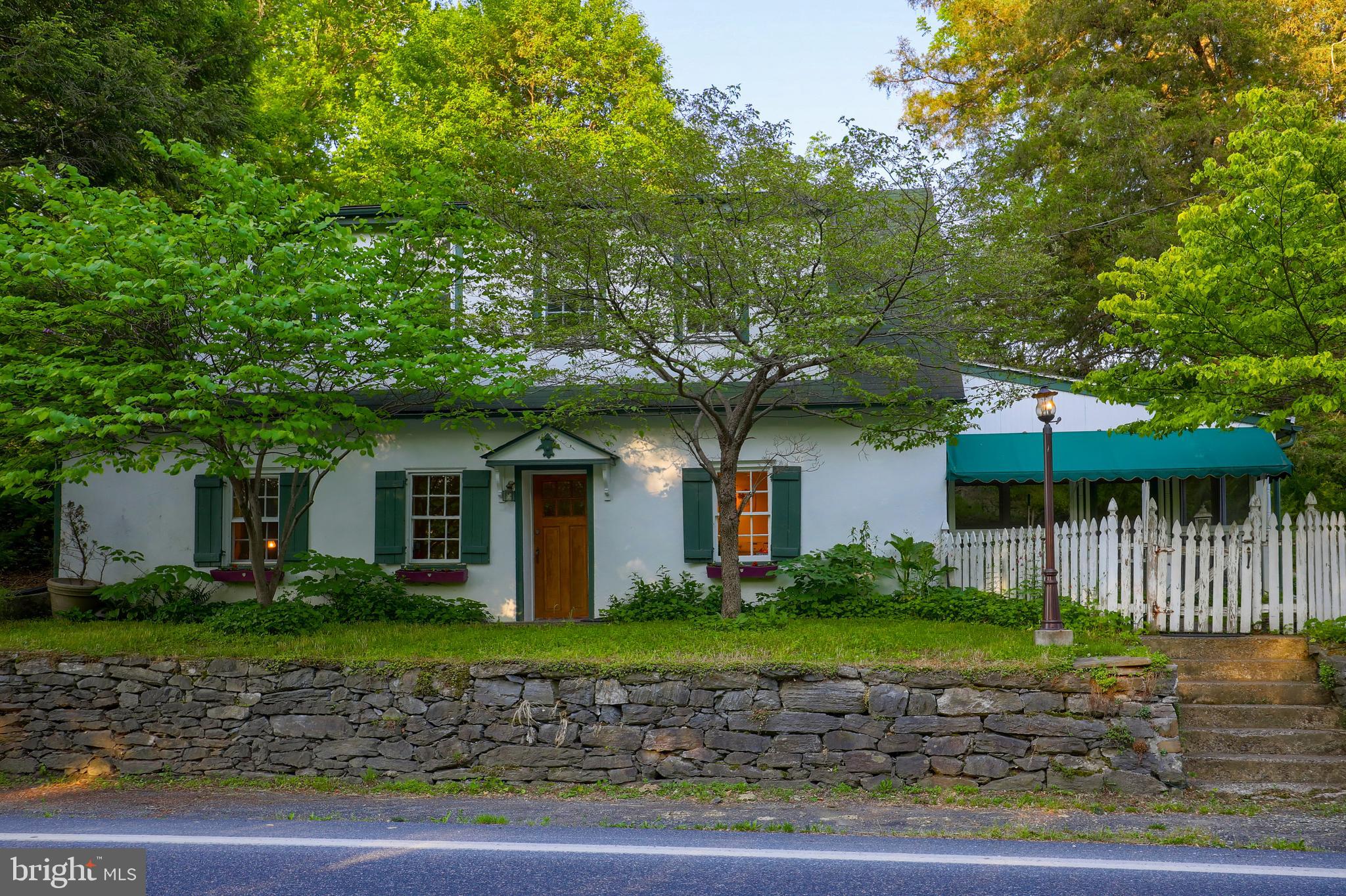 1117 Gypsy Hill Road Lancaster, PA 17602 - Photo 1 of 33 Gallery Image 1