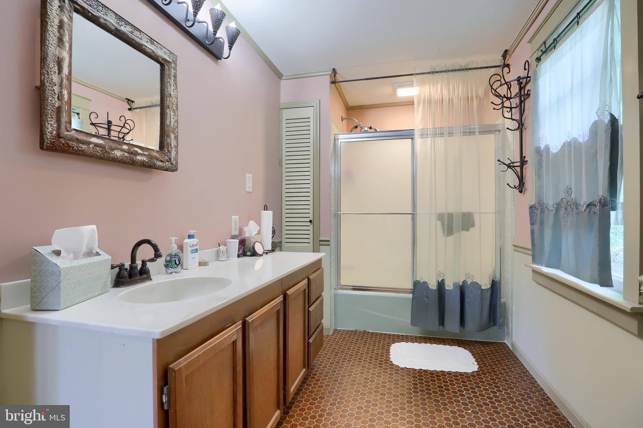 1117 Gypsy Hill Road Lancaster, PA 17602 - Photo 15 of 33 Gallery Image 15