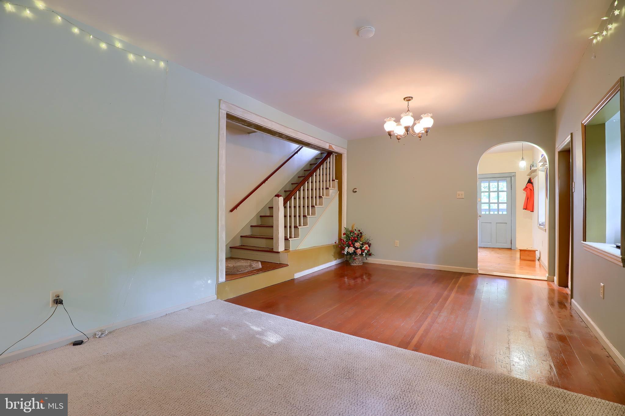 1117 Gypsy Hill Road Lancaster, PA 17602 - Photo 7 of 33 Gallery Image 7