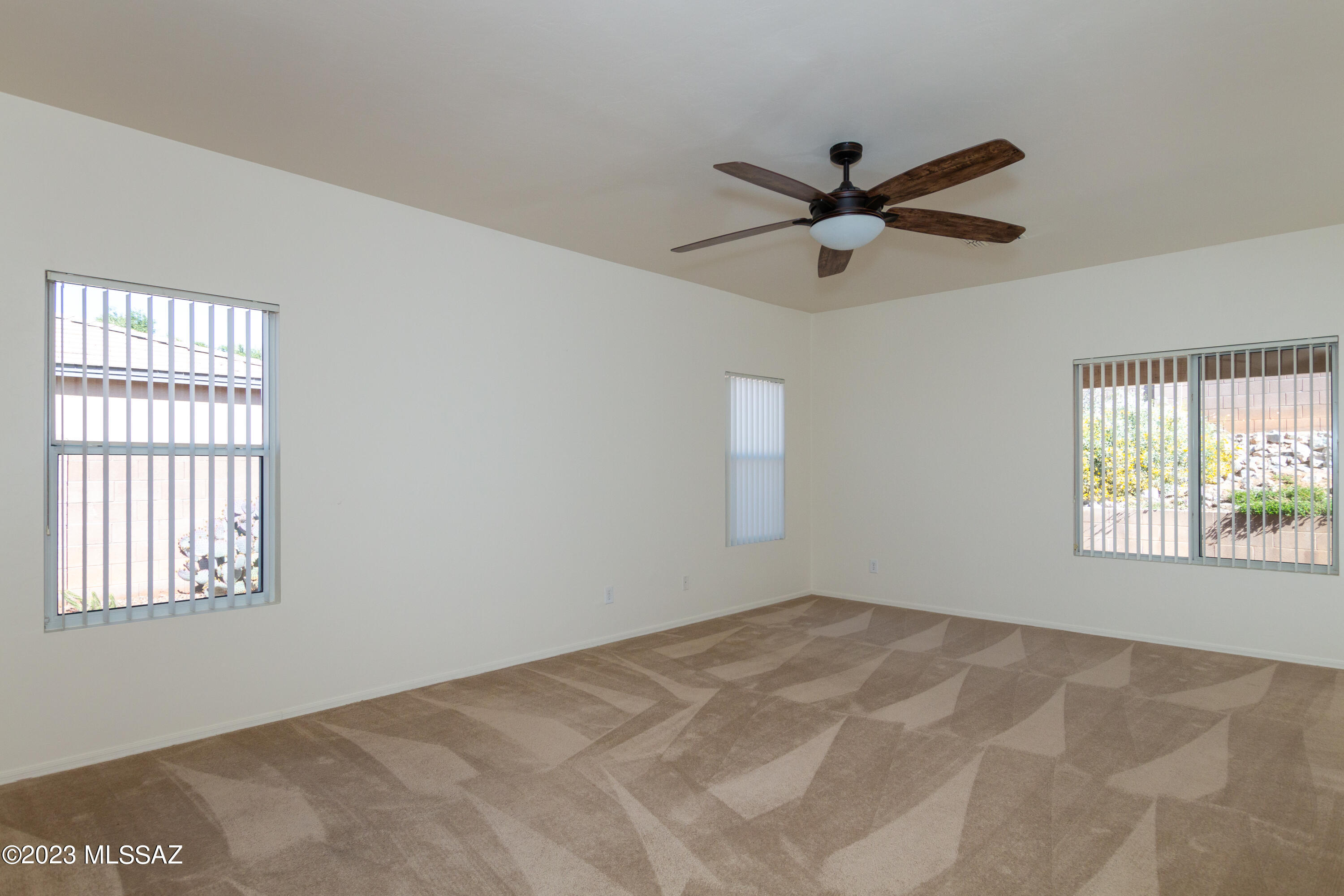 3679 East Fox Trotter Road Tucson, AZ 85739 - Photo 8 of 38 Gallery Image 8