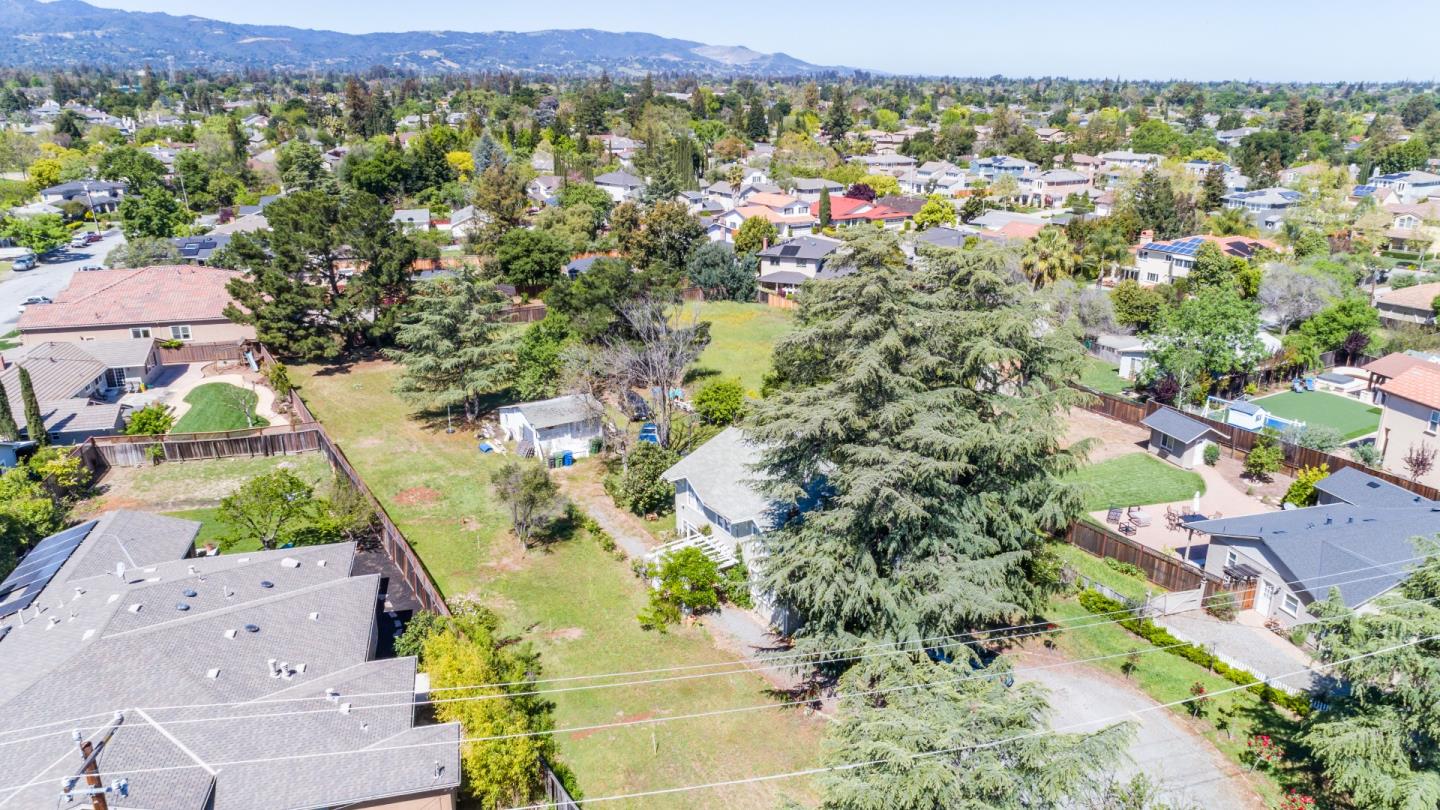 1325 Burrows Road Campbell, CA 95008 - Photo 12 of 22 Gallery Image 12