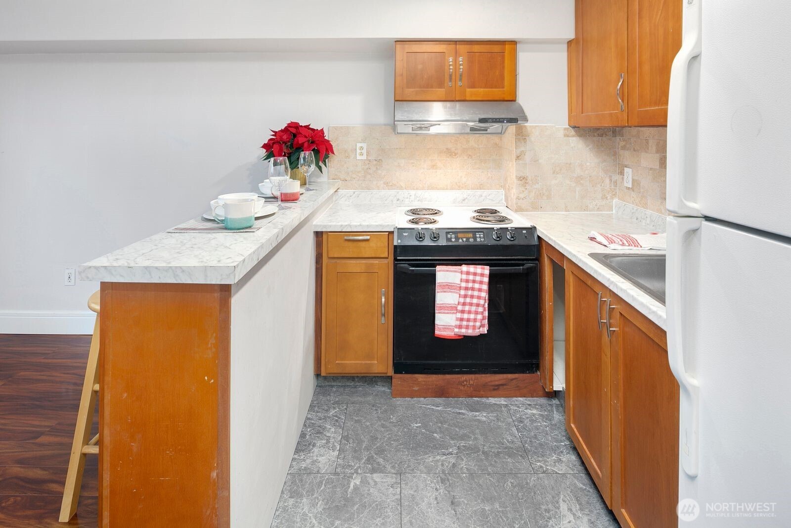 2367 South Forest Street Seattle, WA 98144 - Photo 19 of 33 a view of utility room
