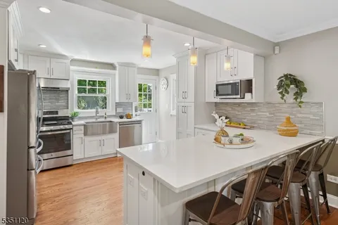 $949,000 | 421 Grove Street, Montclair, NJ 07043
