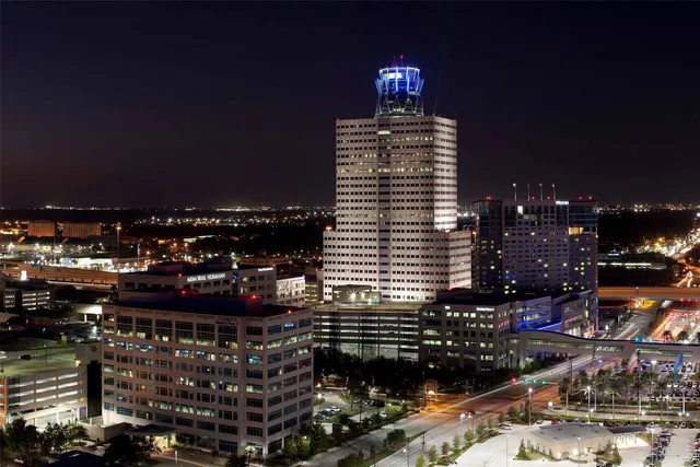 $1,850 | 10203 Beekman Pl Drive, Houston, TX 77043