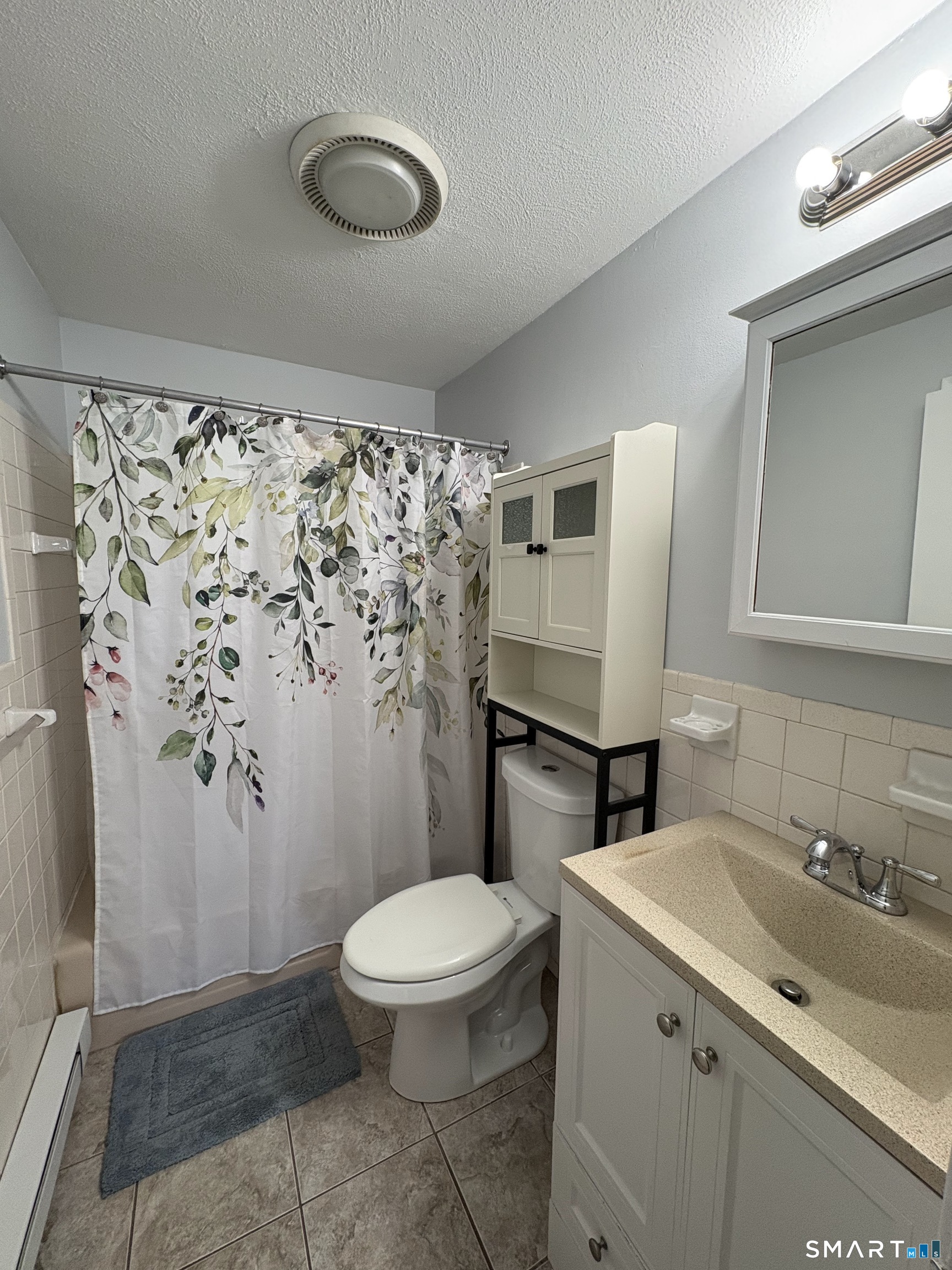53 Hiltbrand Road, Unit 310 Bristol, CT 06010 - Photo 6 of 11
