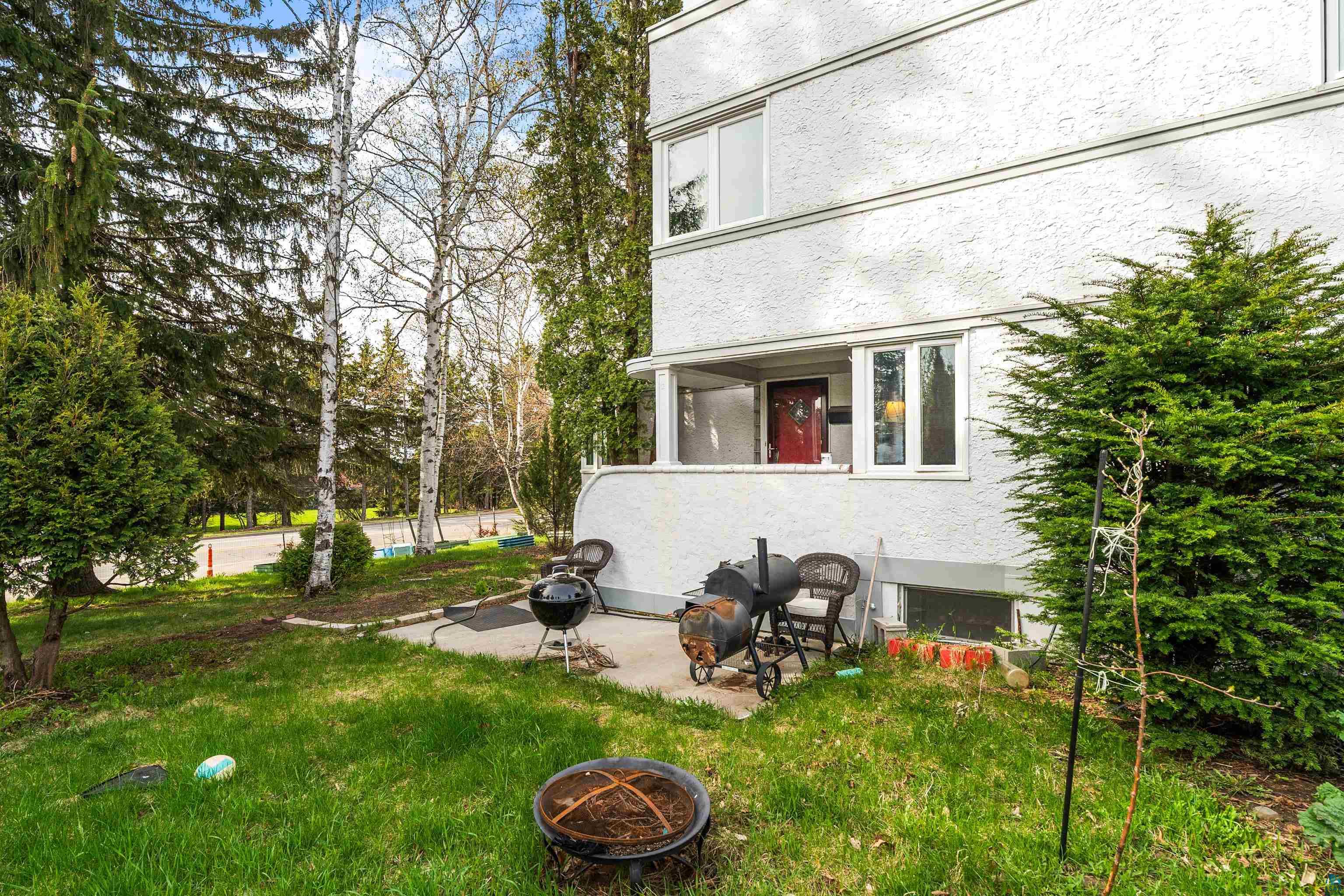 4631 London Road Duluth, MN 55804 - Photo 14 of 58