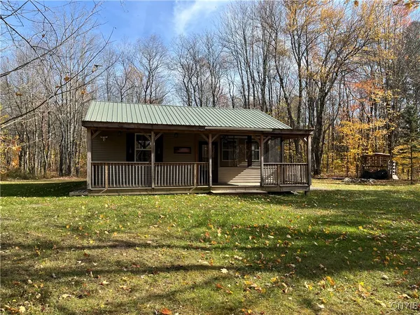 $189,900 | 404 Old State Road, Redfield, NY 13437