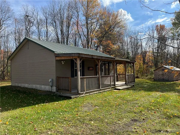 $189,900 | 404 Old State Road, Redfield, NY 13437
