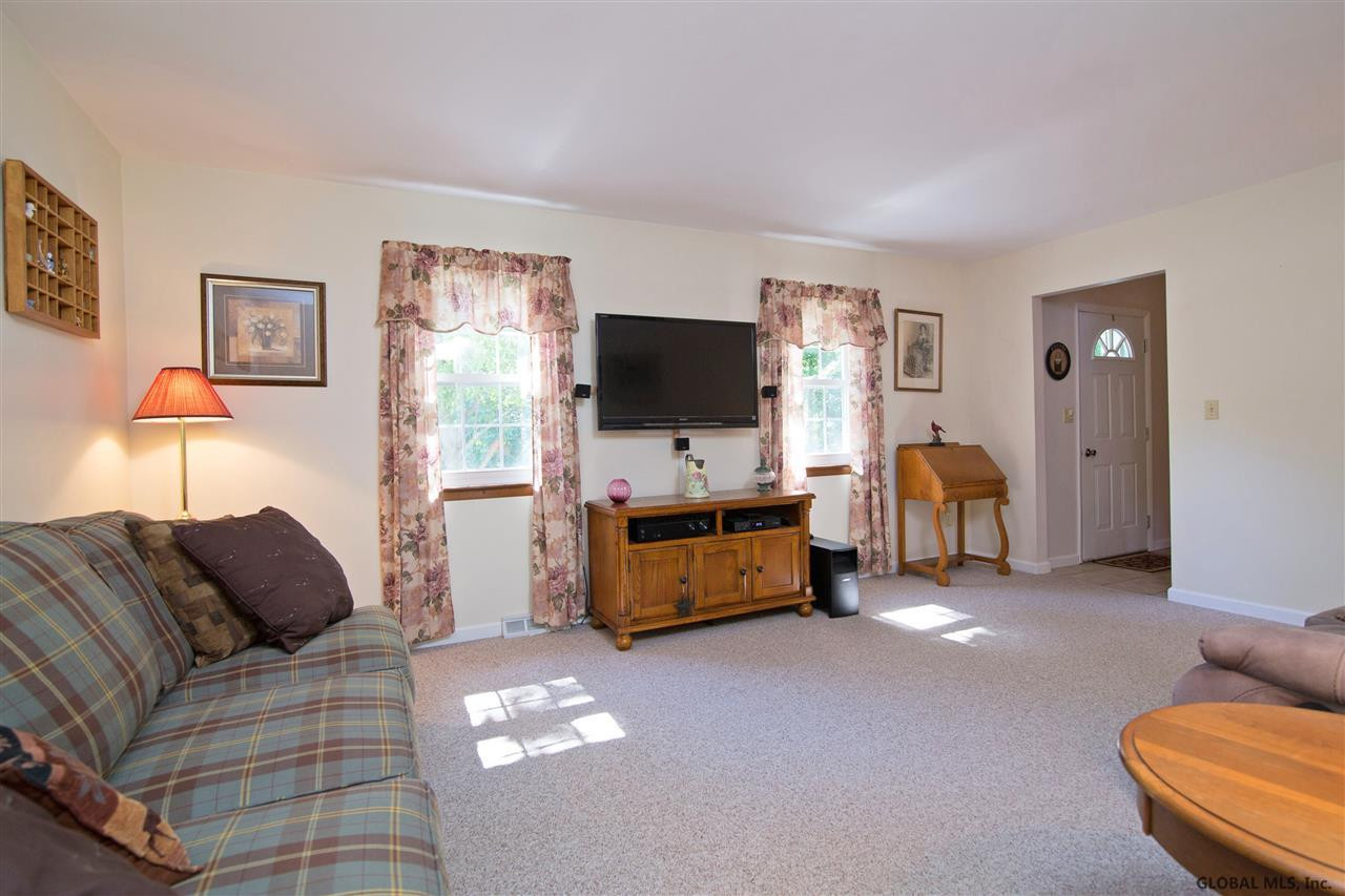 120 Jefferson Road Bethlehem, NY 12077 - Photo 3 of 25 Photo 3