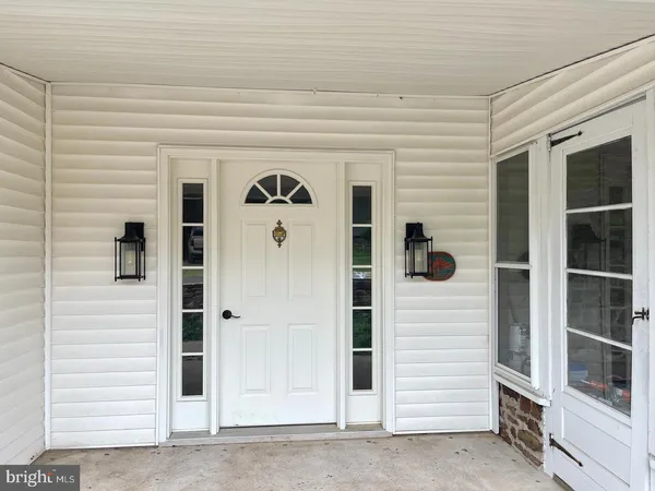 $3,500 | 3679 Pickertown Road, Unit FARMHOUSE, Chalfont, PA 18914