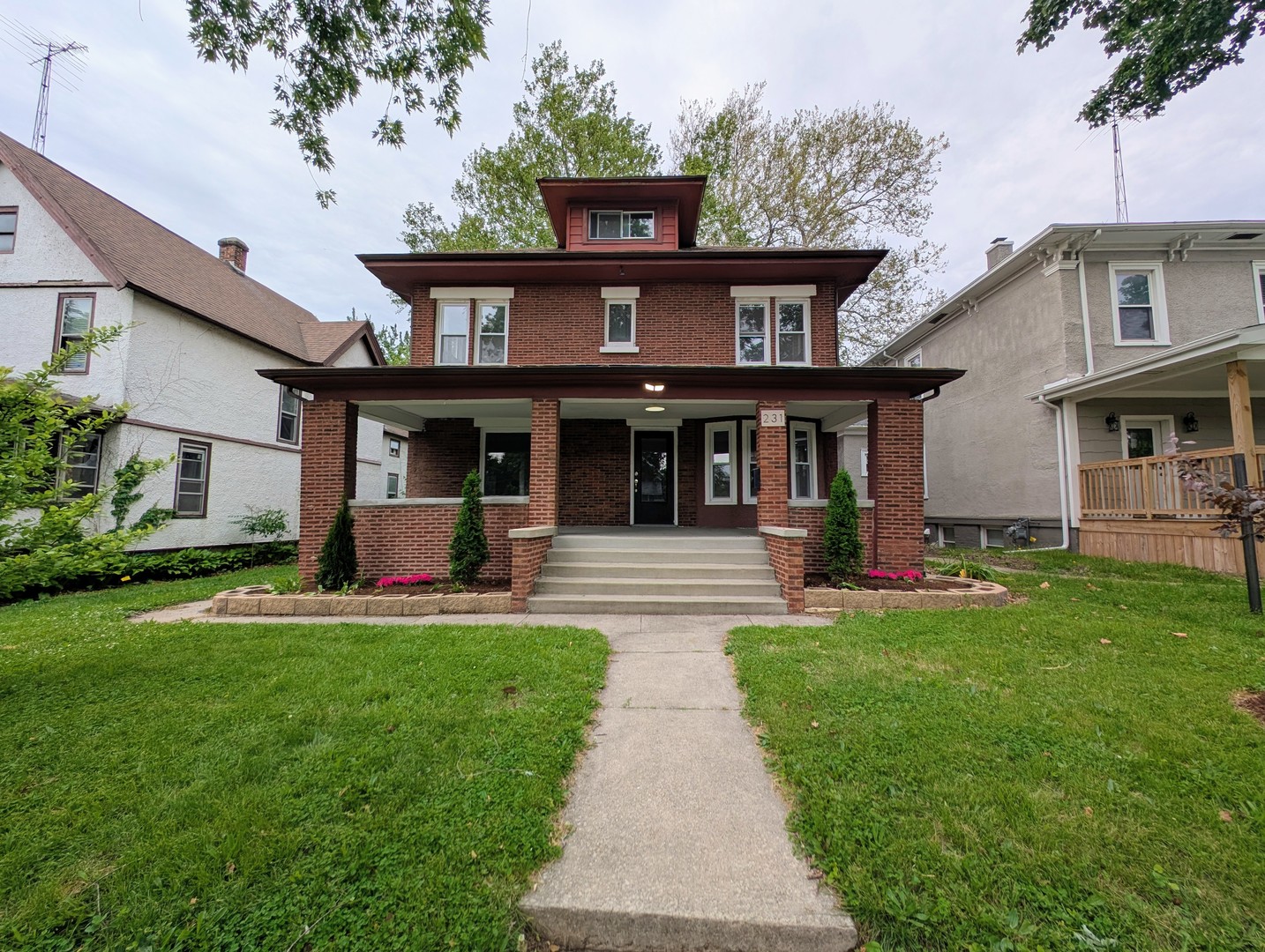231 South Chicago Avenue Kankakee, IL 60901 - Photo 2 of 31