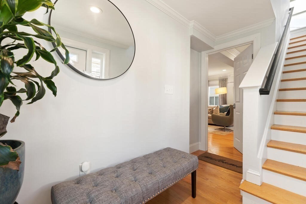19 Foster Street, Unit 19 Arlington, MA 02474 - Photo 5 of 33 wooden floor in a gallery