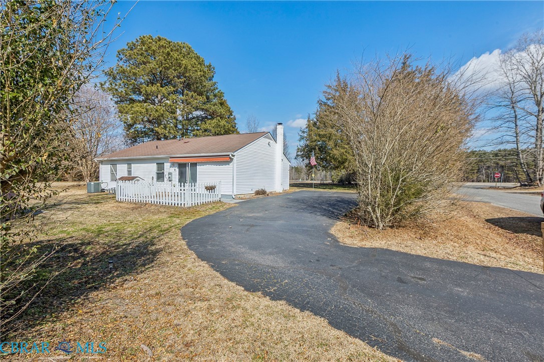 4152 Hickory Fork Road Gloucester, VA 23061 - Photo 23 of 26 Gallery Image 23