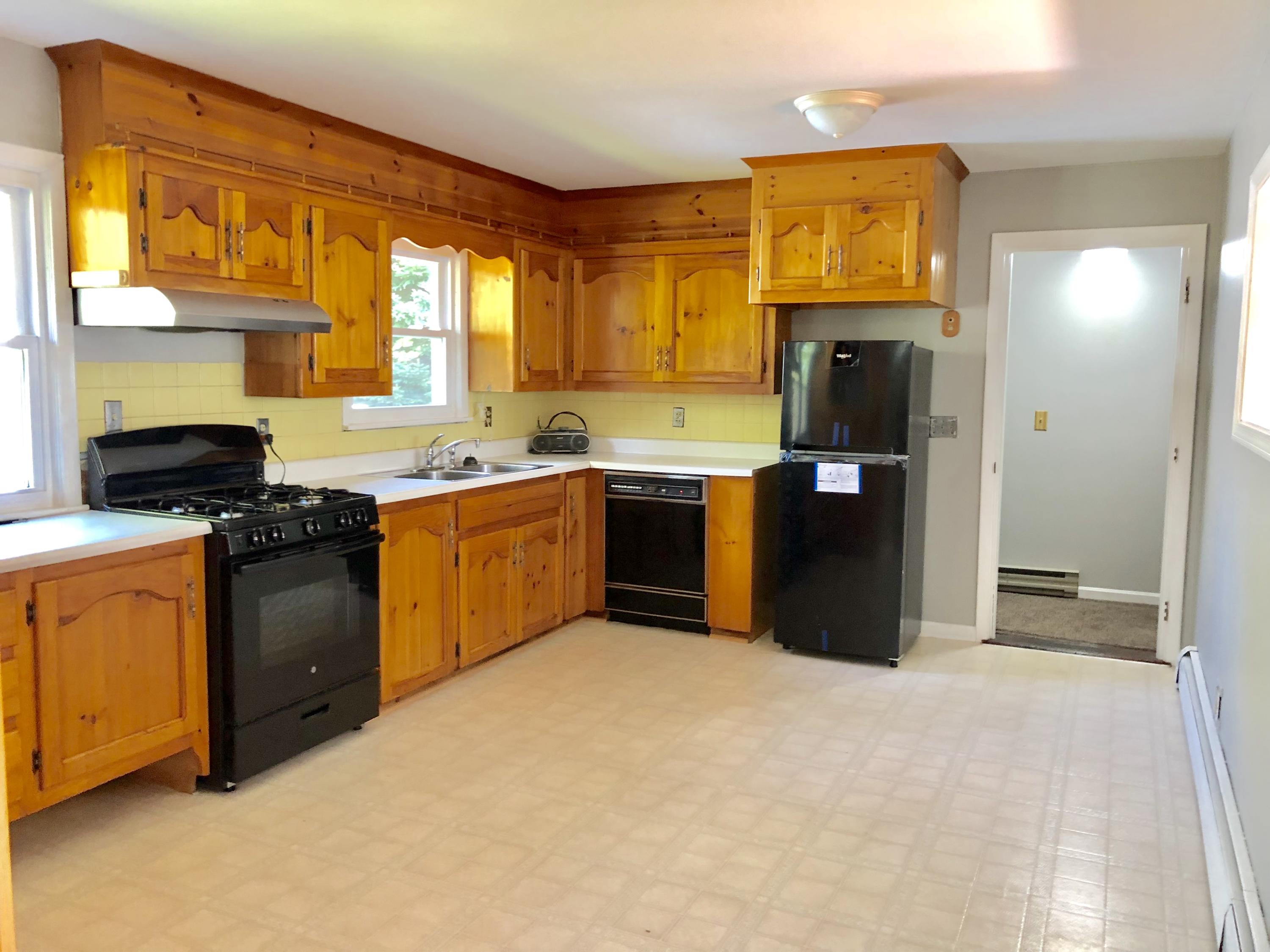 65 Bonny Eagle Road Standish, ME 04084 - Photo 5 of 44 BE9E961E-01D3-41C0-885A-597AF7D6924F