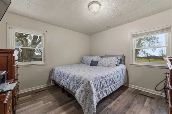 $535,000 | 15112 Northeast County Road 243, Adrian, MO 64720