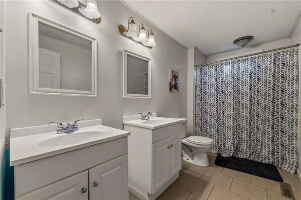 $535,000 | 15112 Northeast County Road 243, Adrian, MO 64720