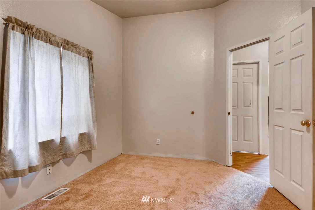 22308 North Forest Loop Road Granite Falls, WA 98252 - Photo 17 of 25 Gallery Image 17