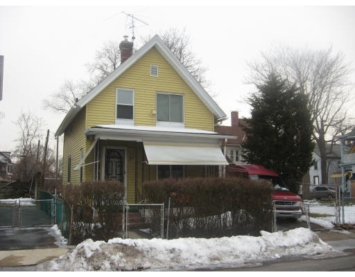 51 Tyler Street Springfield, MA 01109 - Photo 2 of 2