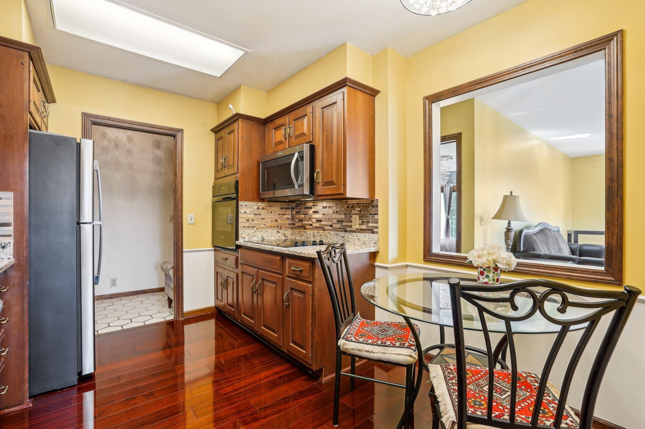 8621 Basswood Road, Unit 32 Eden Prairie, MN 55344 - Photo 16 of 28