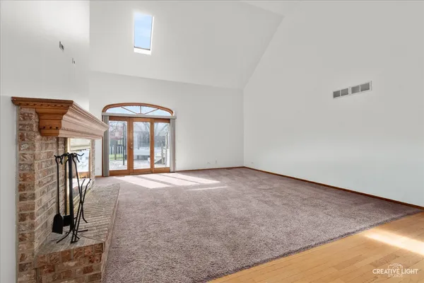 $399,900 | 823 Cindy Lane, Sandwich, IL 60548