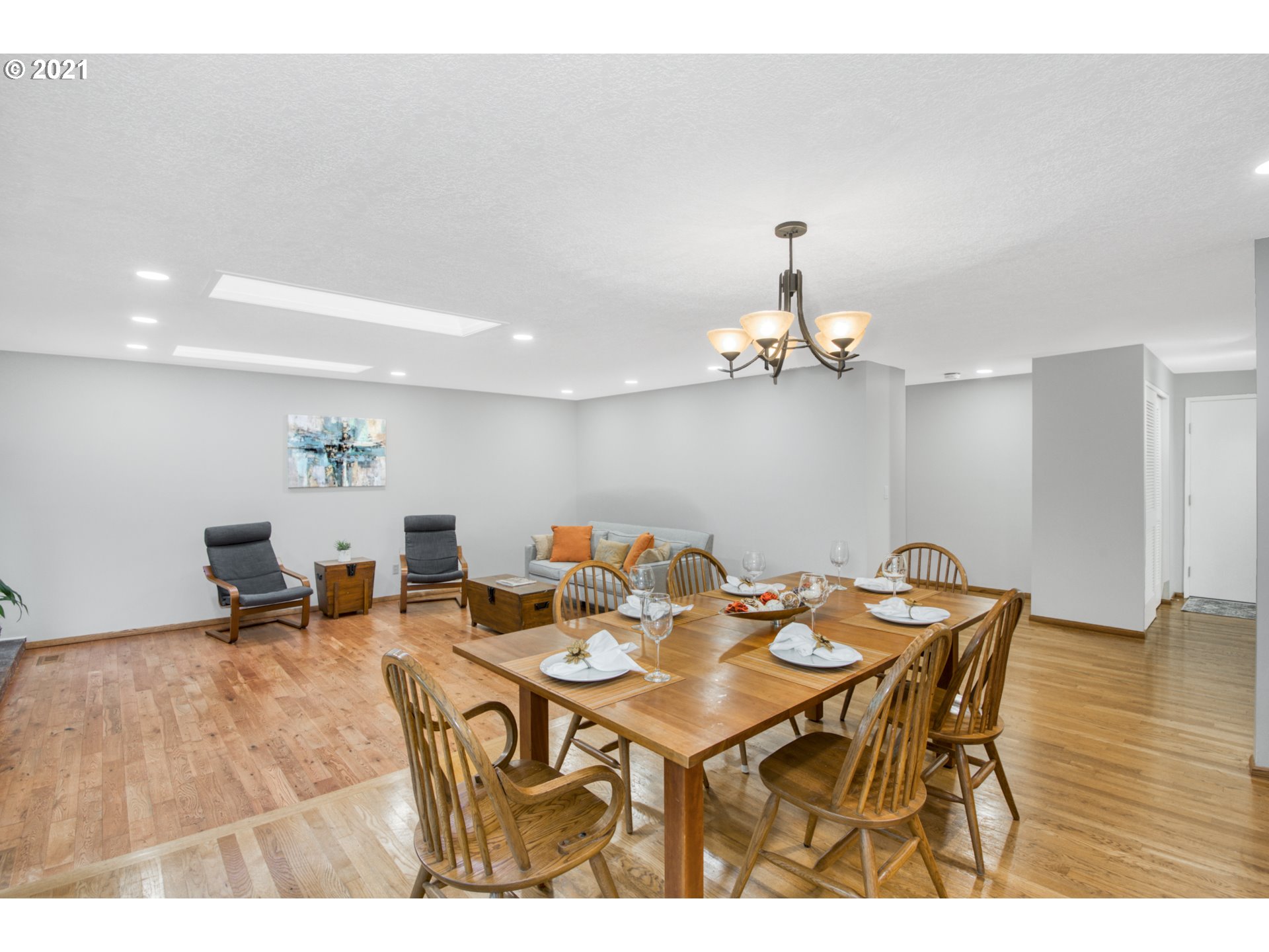 6065 Southwest Glenbrook Road Beaverton, OR 97007 - Photo 11 of 30 Gallery Image 11