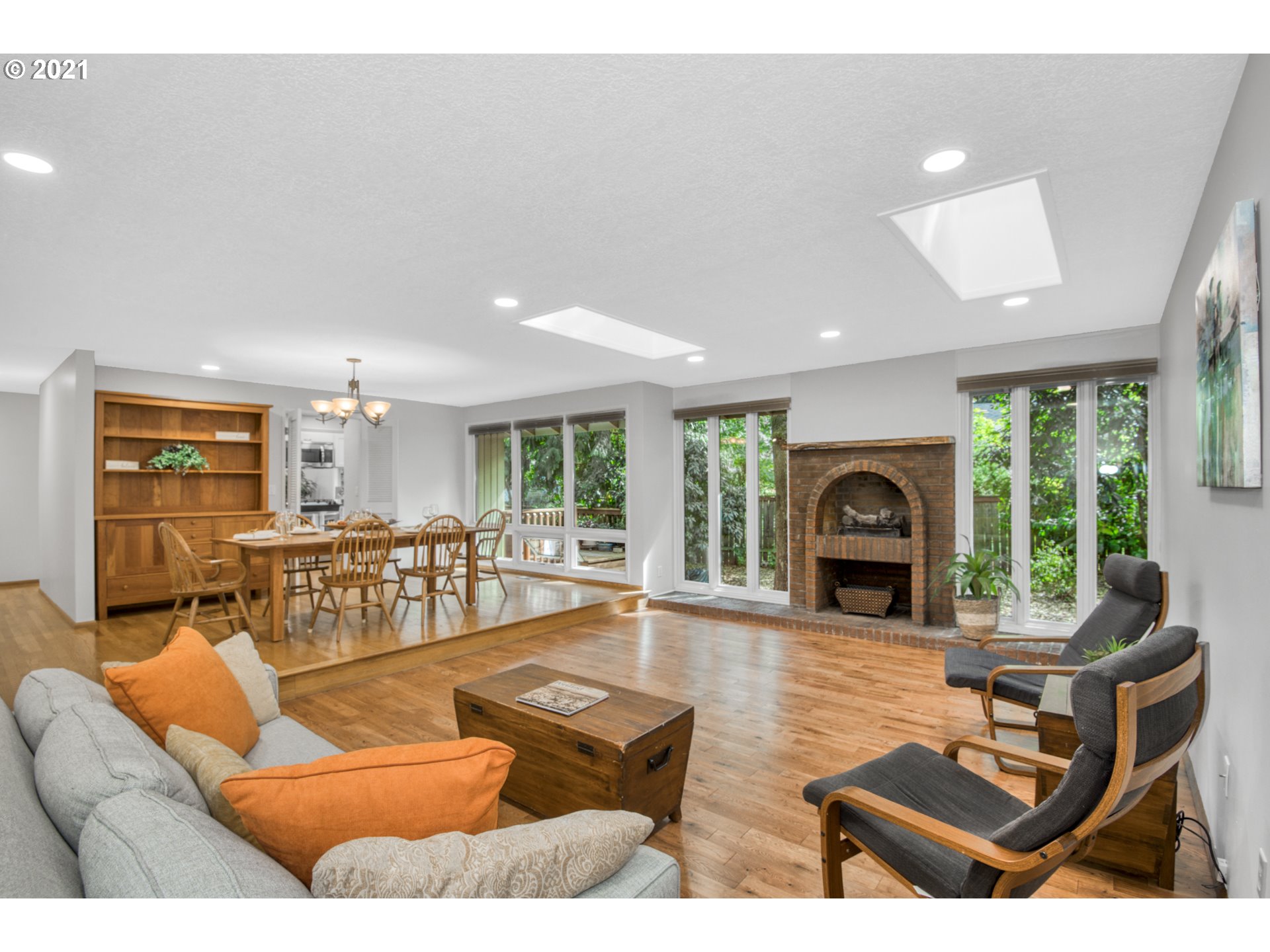 6065 Southwest Glenbrook Road Beaverton, OR 97007 - Photo 8 of 30 Gallery Image 8