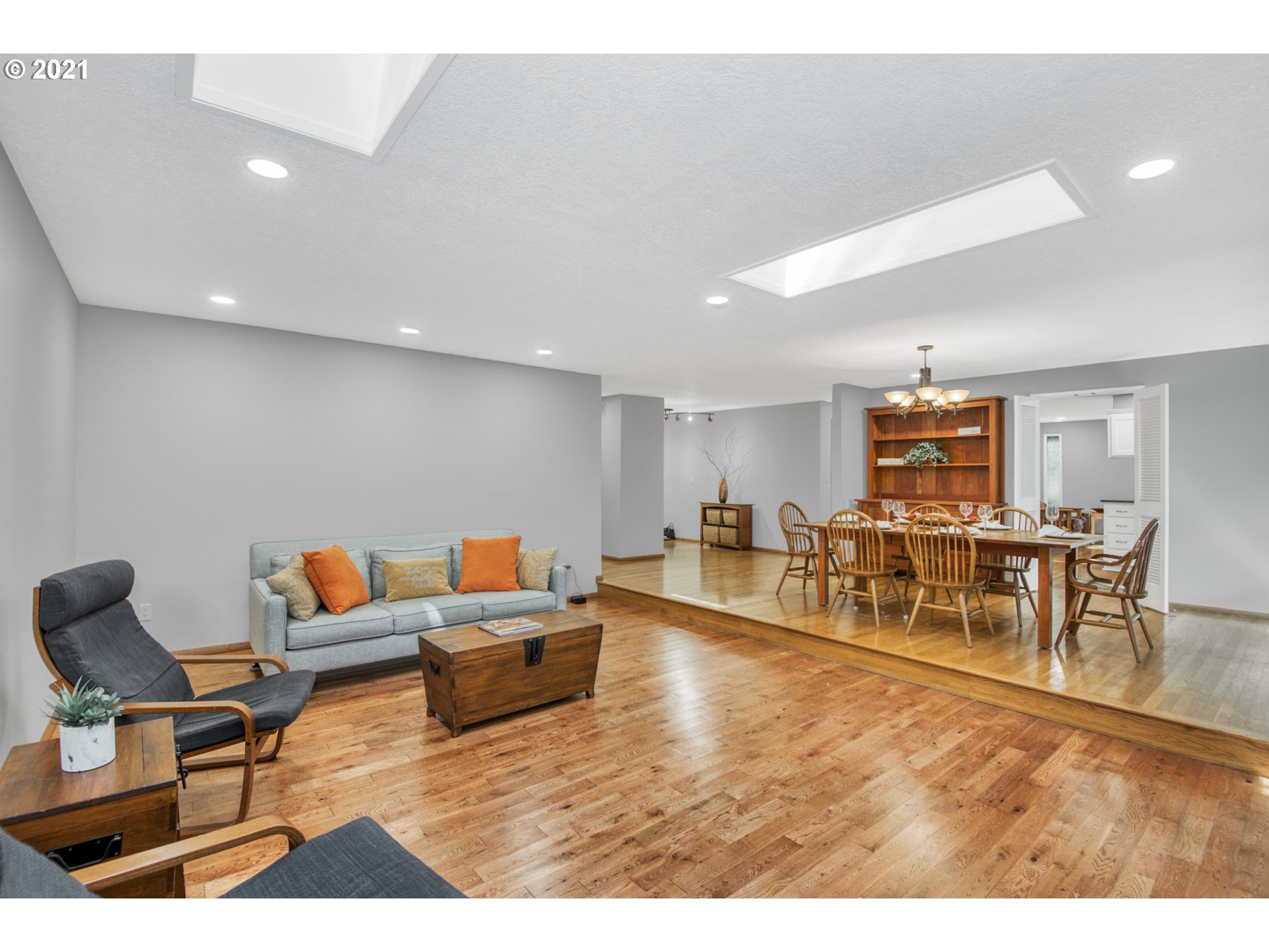 6065 Southwest Glenbrook Road Beaverton, OR 97007 - Photo 9 of 30 Gallery Image 9