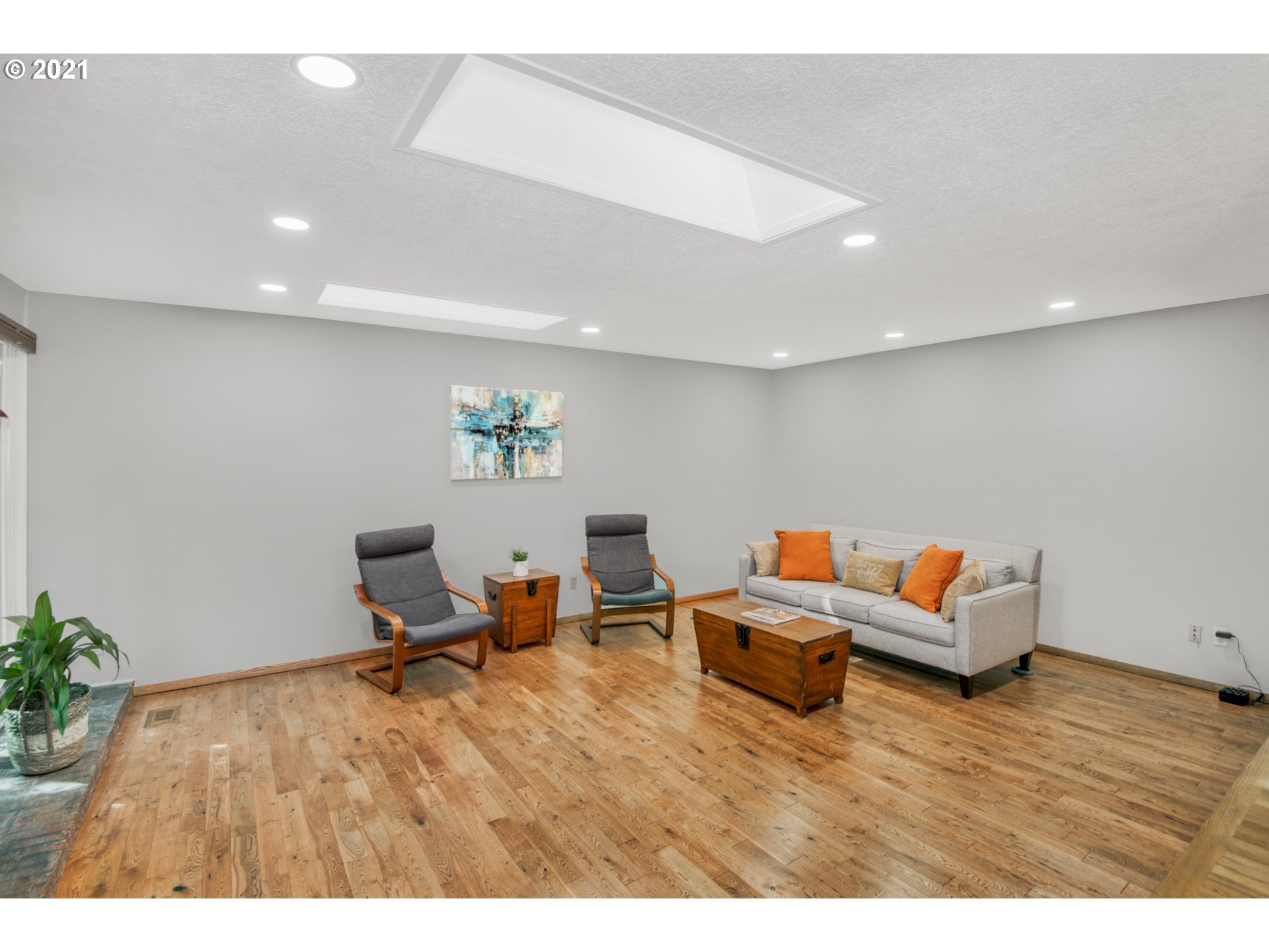 6065 Southwest Glenbrook Road Beaverton, OR 97007 - Photo 10 of 30 Gallery Image 10