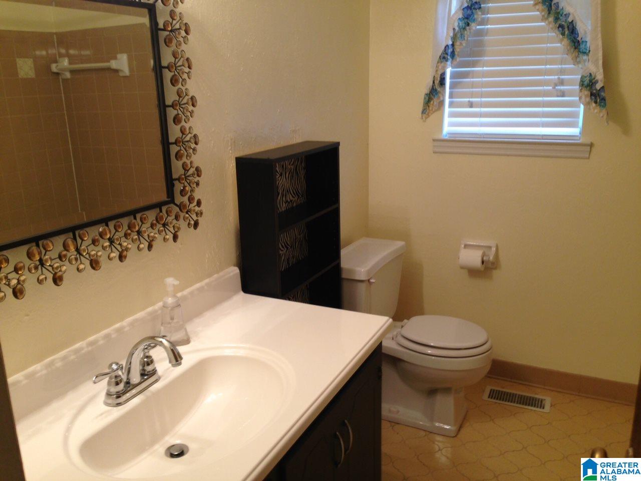 8289 Rouse Road Warrior, AL 35180 - Photo 7 of 10