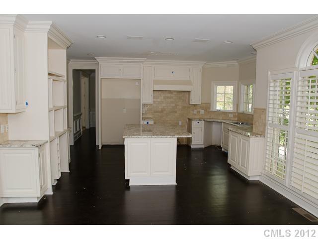 1607 Rutledge Avenue Charlotte, NC 28211 - Photo 7 of 16 Gallery Image 7