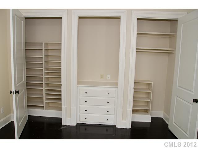 1607 Rutledge Avenue Charlotte, NC 28211 - Photo 8 of 16 Gallery Image 8