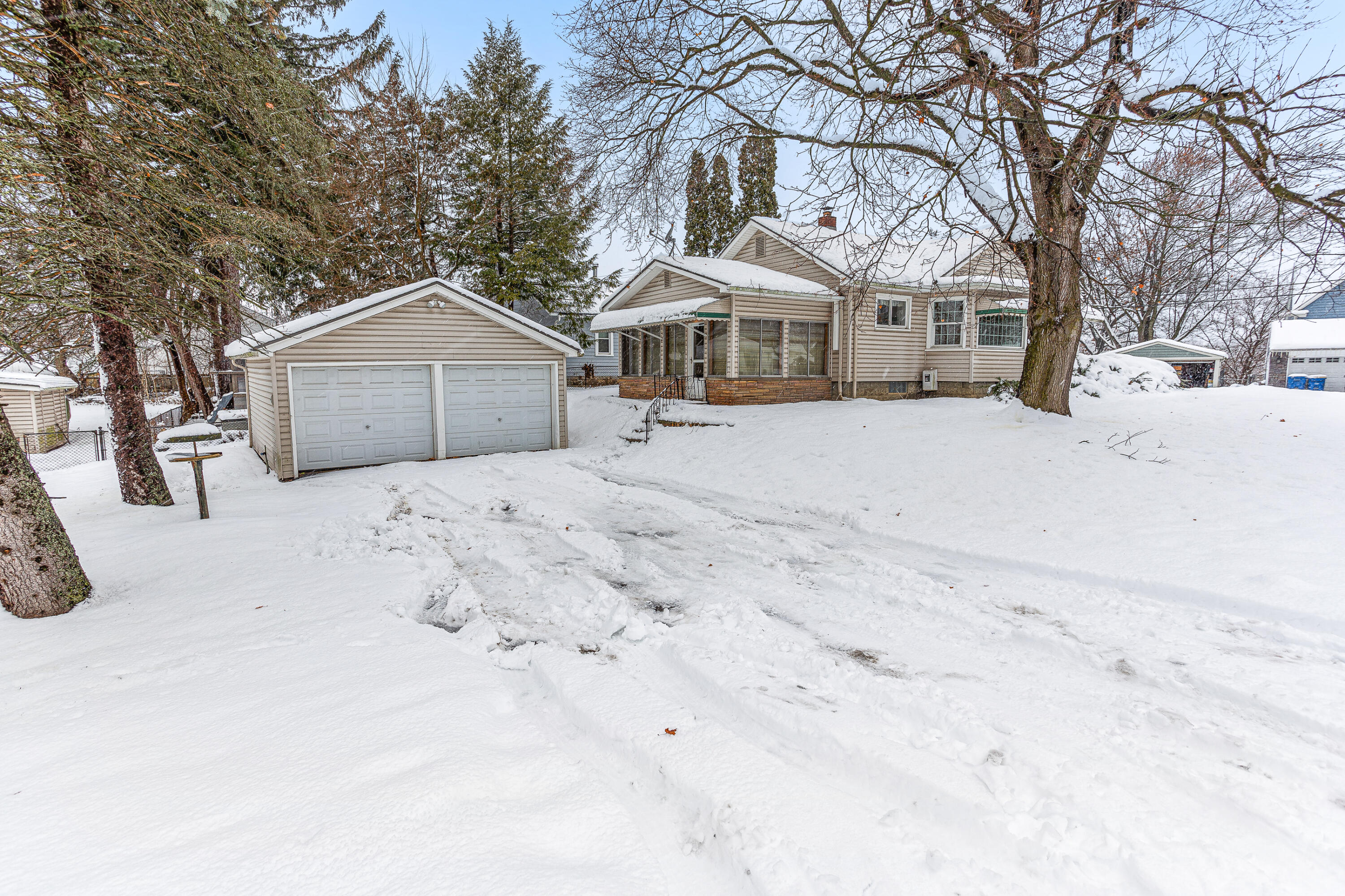 3303 Lexington Road Waterford, MI 48328 - Photo 33 of 46 IMG_0710