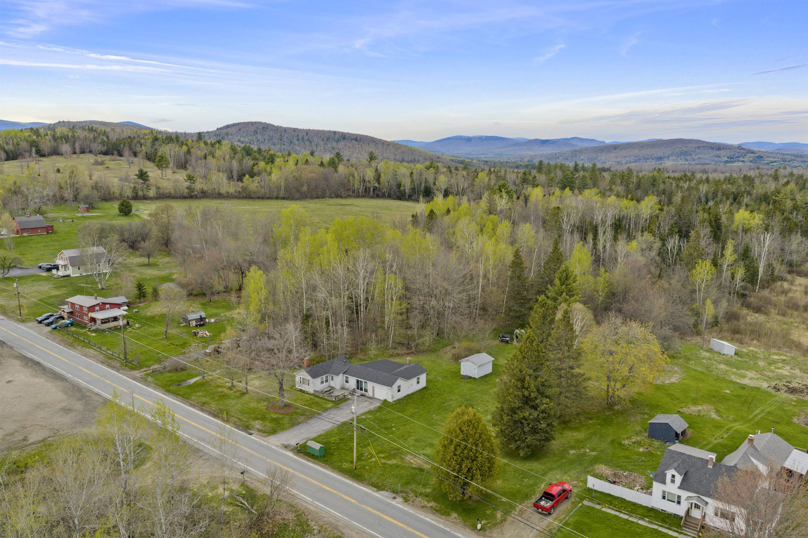 228 Milan Hill Road Milan, NH 03588 - Photo 5 of 29
