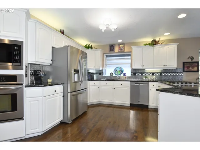 $725,000 | 2581 Southeast Morlan Way, Gresham, OR 97080