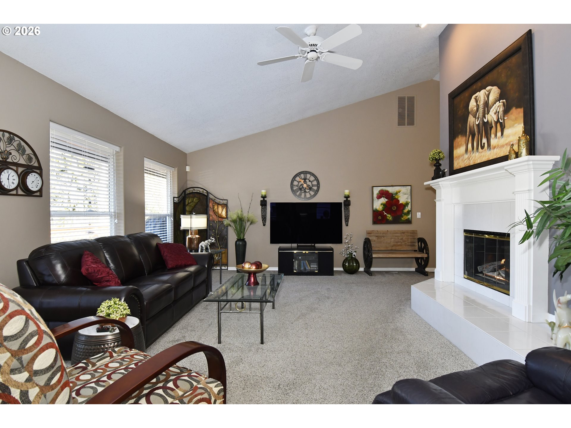 2581 Southeast Morlan Way Gresham, OR 97080 - Photo 6 of 25 Family Room