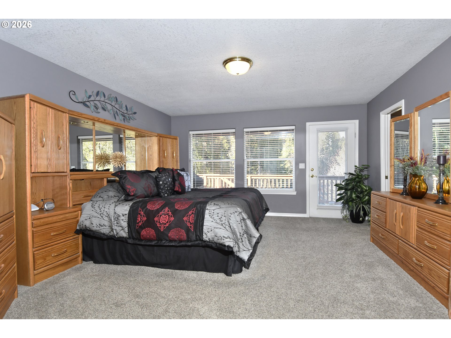 2581 Southeast Morlan Way Gresham, OR 97080 - Photo 8 of 25 Primary Bedroom